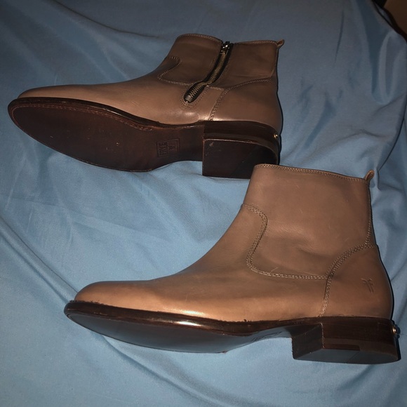 Frye Shoes - Frye Leather Zip Up Booties Boots Womens SZ 11